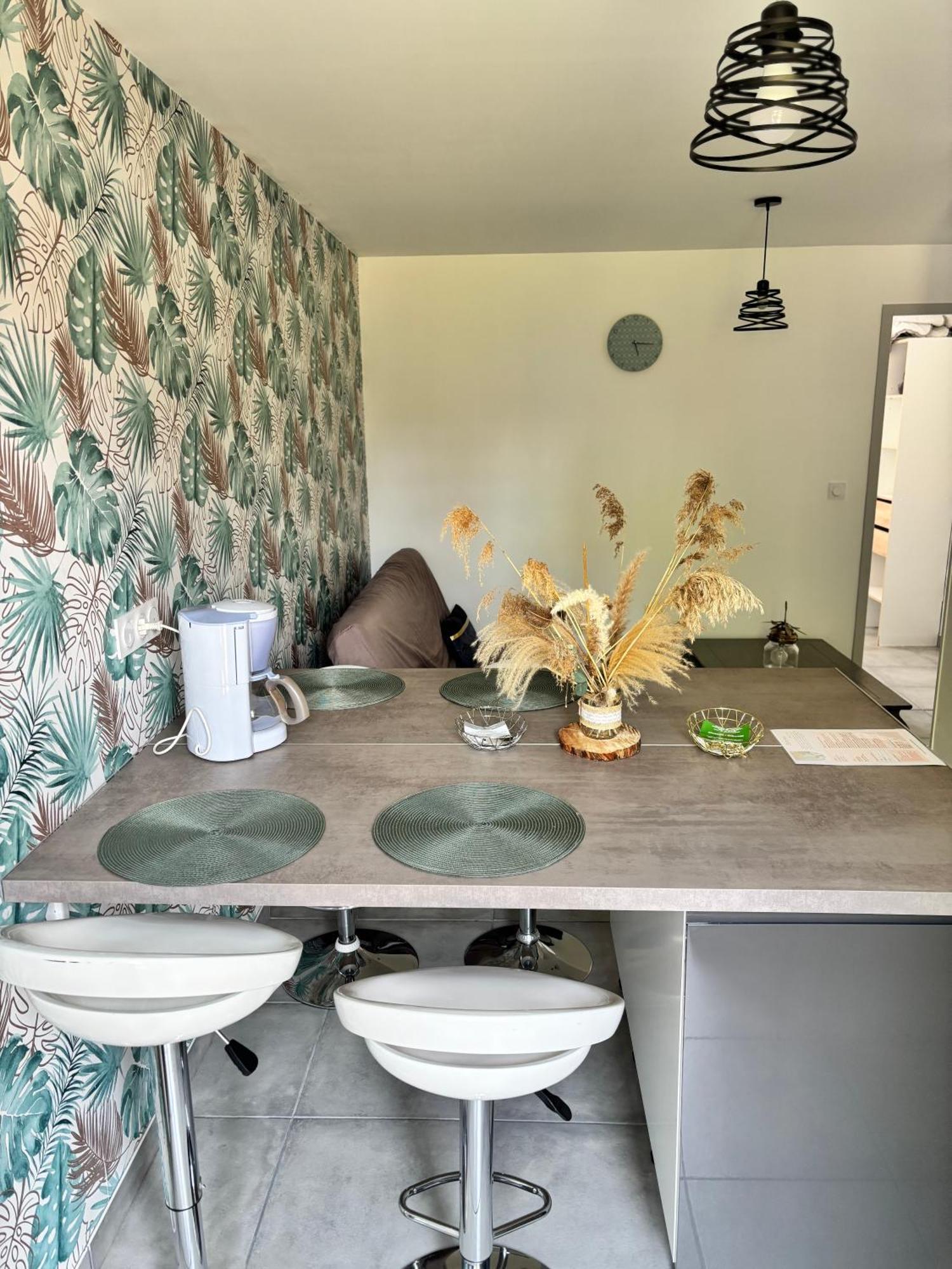 Au Champ Fleuri Apartment Bracieux Luaran gambar