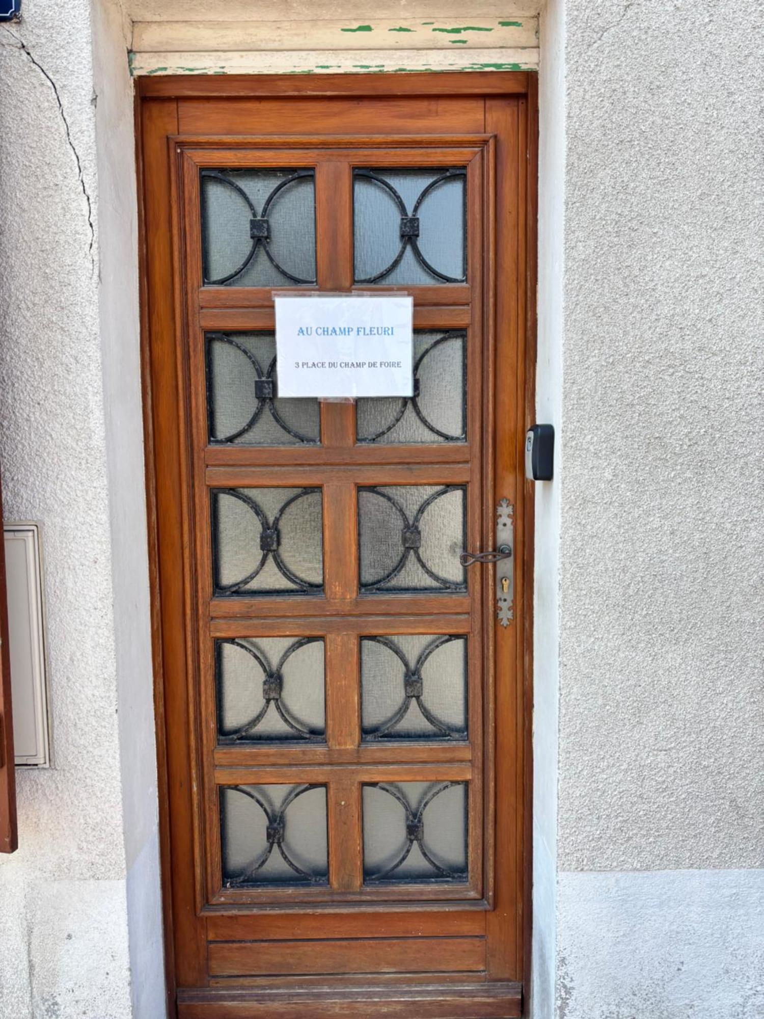 Au Champ Fleuri Apartment Bracieux Luaran gambar