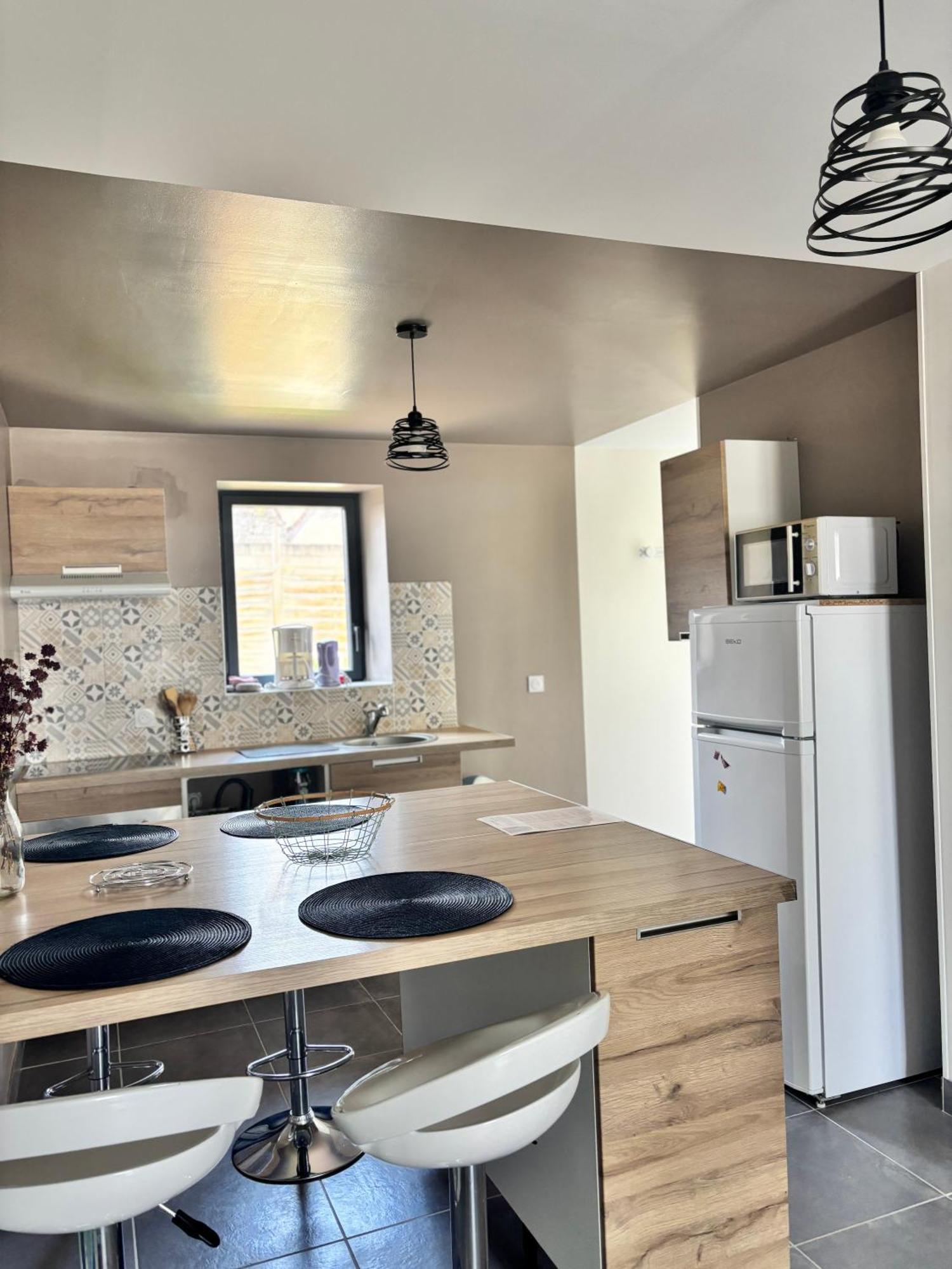 Au Champ Fleuri Apartment Bracieux Luaran gambar